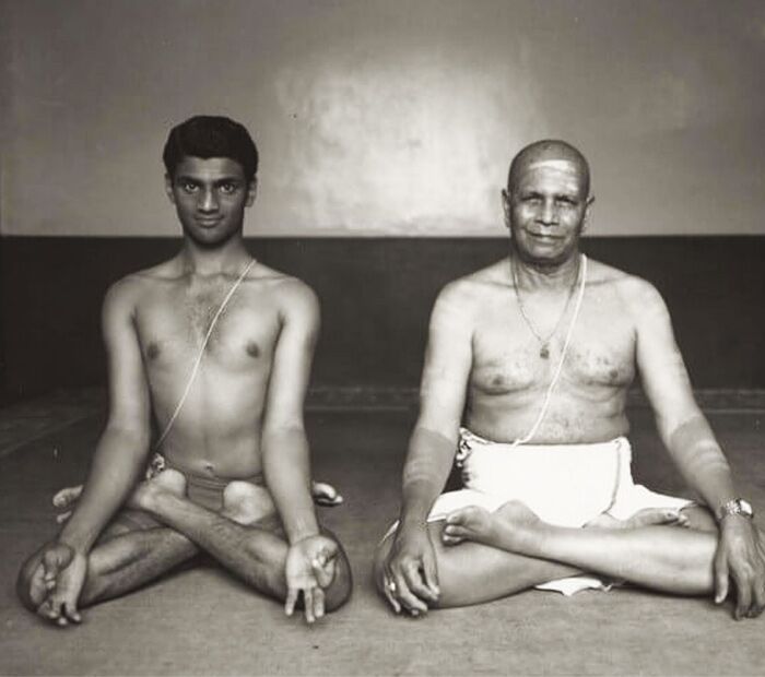 ashtanga-yoga-jois-family
